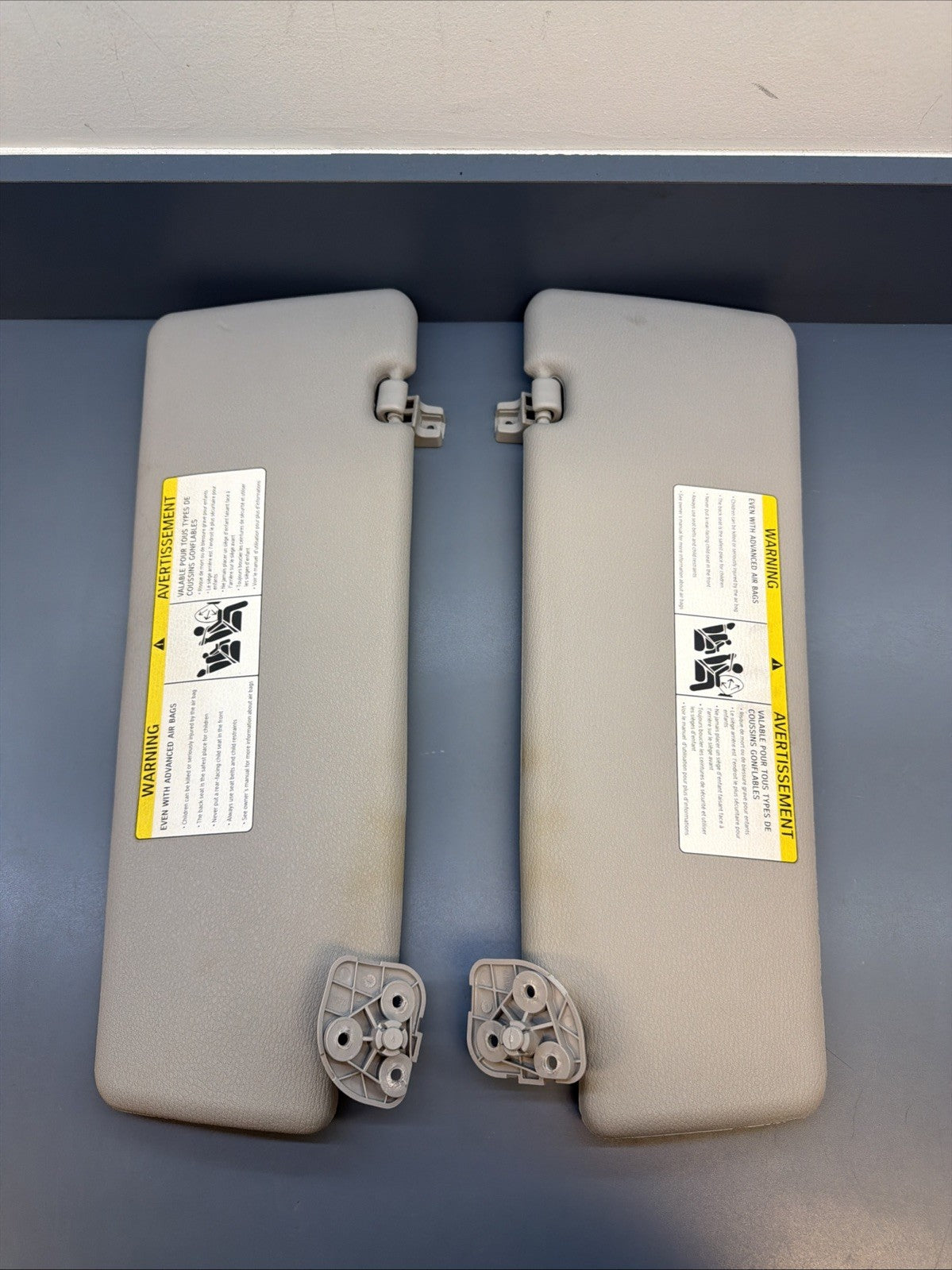 2007-2013 BMW E70 X5 X5M Front Left Right Interior Sun Visor Grey Pair Set