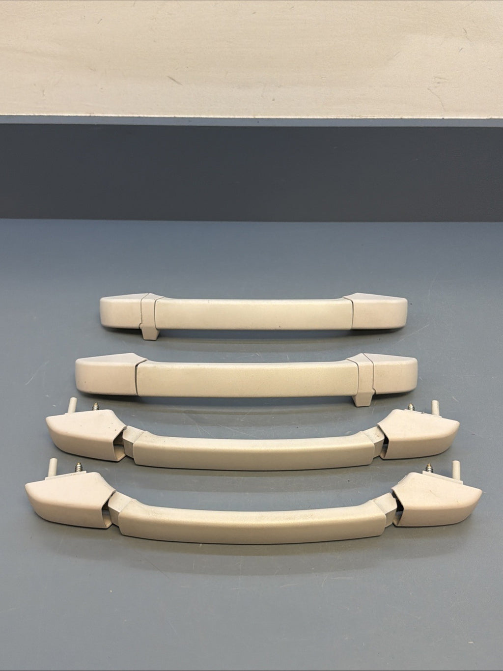  BMW 3 series E46 Roof Grab Handle Sedan SET OF 4 GREY 8231321