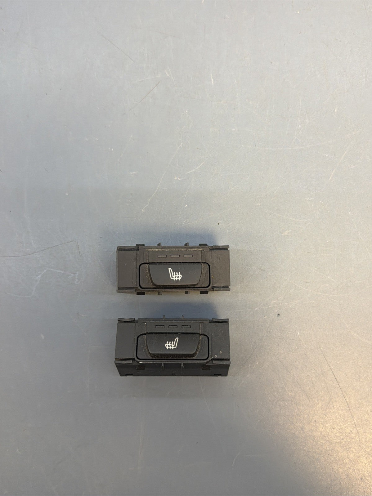 12-18 BMW 328i 335i 340i F30 F10 REAR HEATED SEAT SWITCH 9163292 OEM