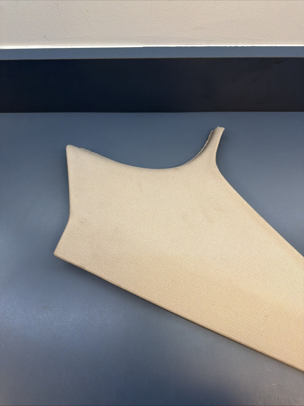 12-18 BMW 320i 328i F30 Rear Left Upper C Pillar Trim Cover Panel Beige 7221003