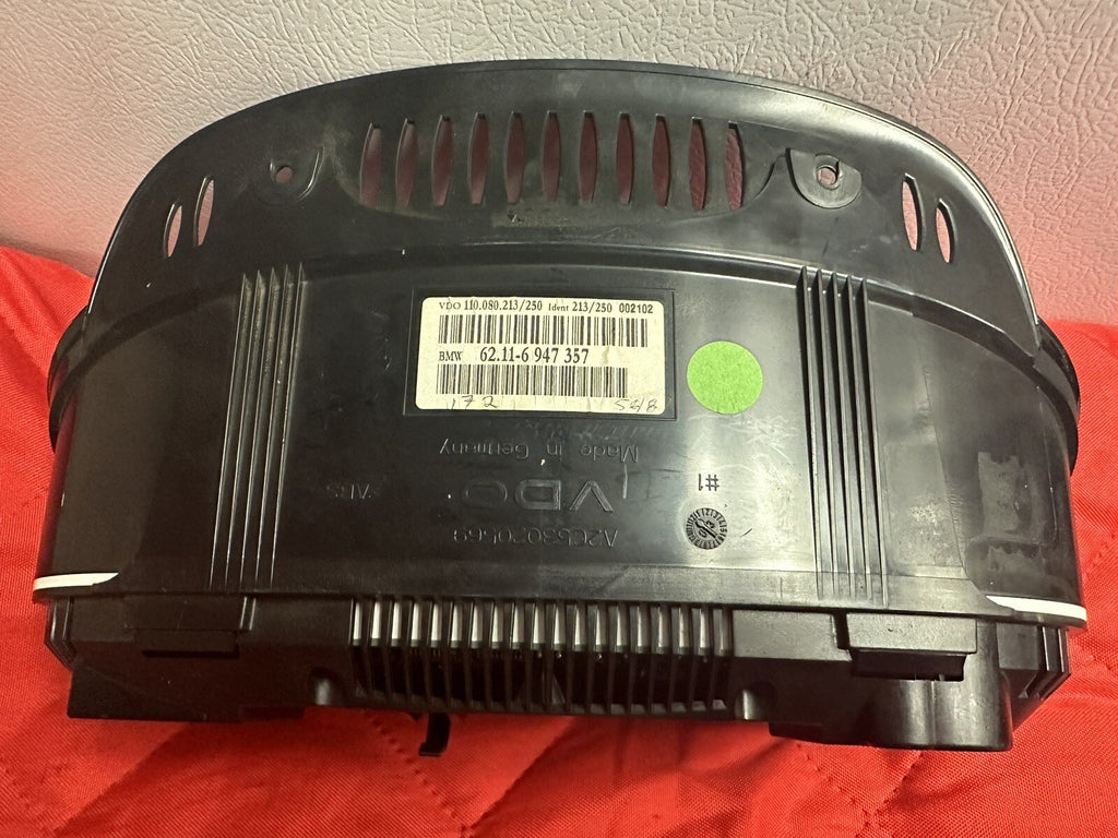 04-06 BMW 525 528 530 SPEEDOMETER GAUGE CLUSTER INSRTUMENT UNIT OEM 6947357
