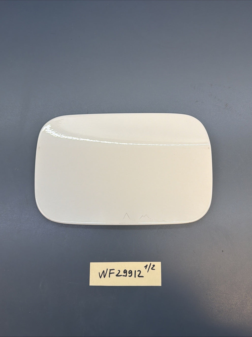 2007 OEM BMW X3 E83 Rear Fuel Gas Tank Flap Lid Cover White 51177055877