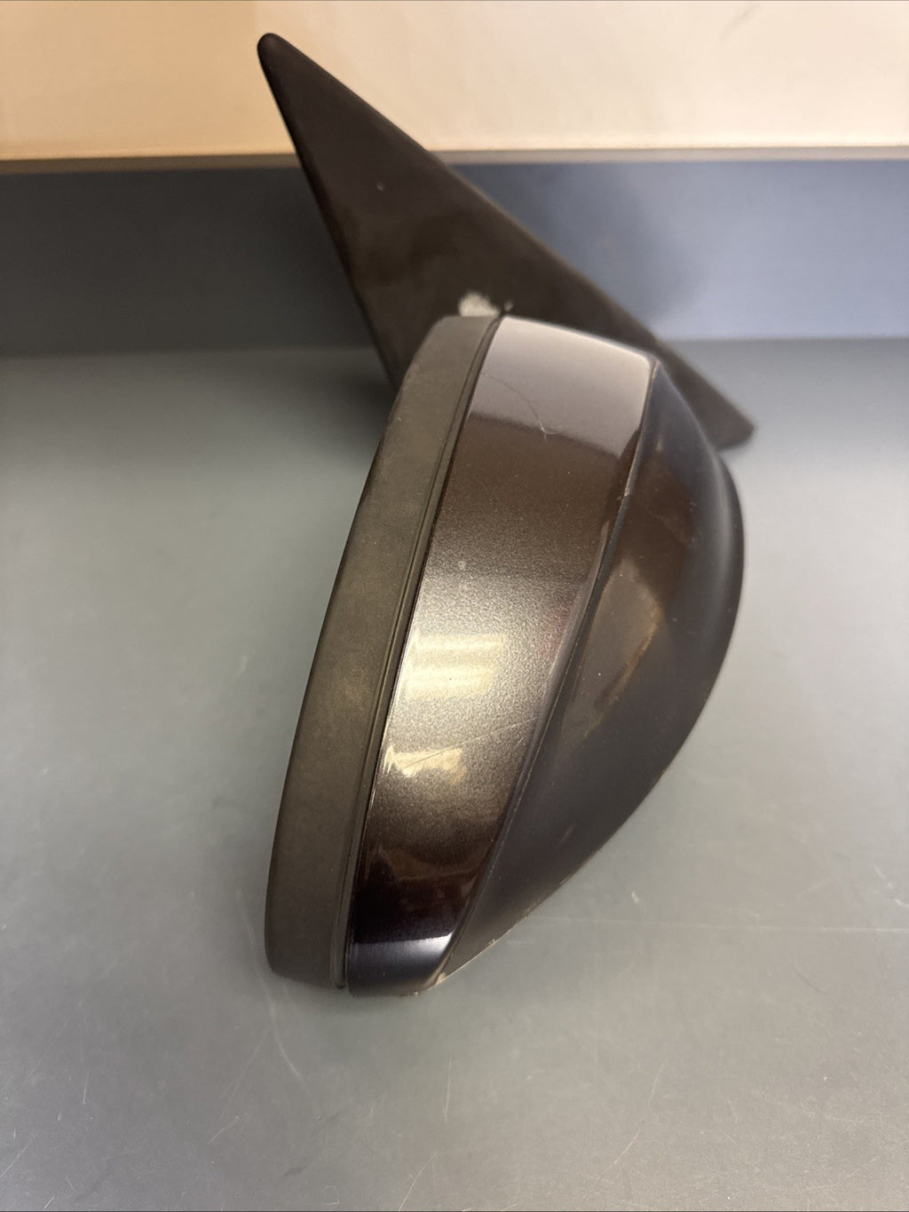 06-08 BMW E90 E91 3-Series 4-Door Right Side Mirror Assembly OEM 51167189946