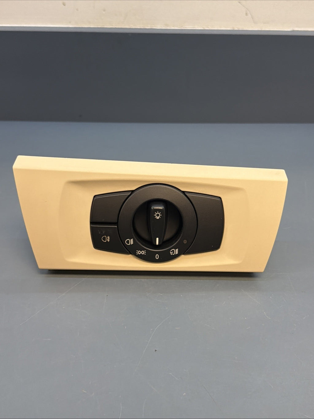 2007-2011 3 series BMW 328i 335i head light Switch Part 6938864 E90 E92 BEIGE