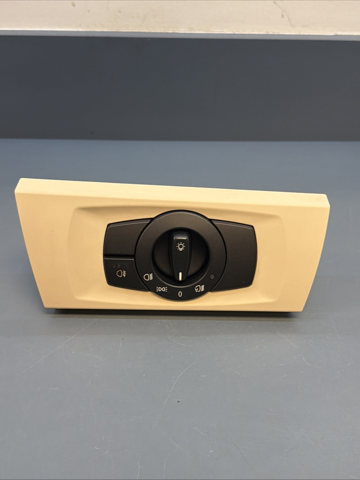 2007-2011 3 series BMW 328i 335i head light Switch Part 6938864 E90 E92 BEIGE