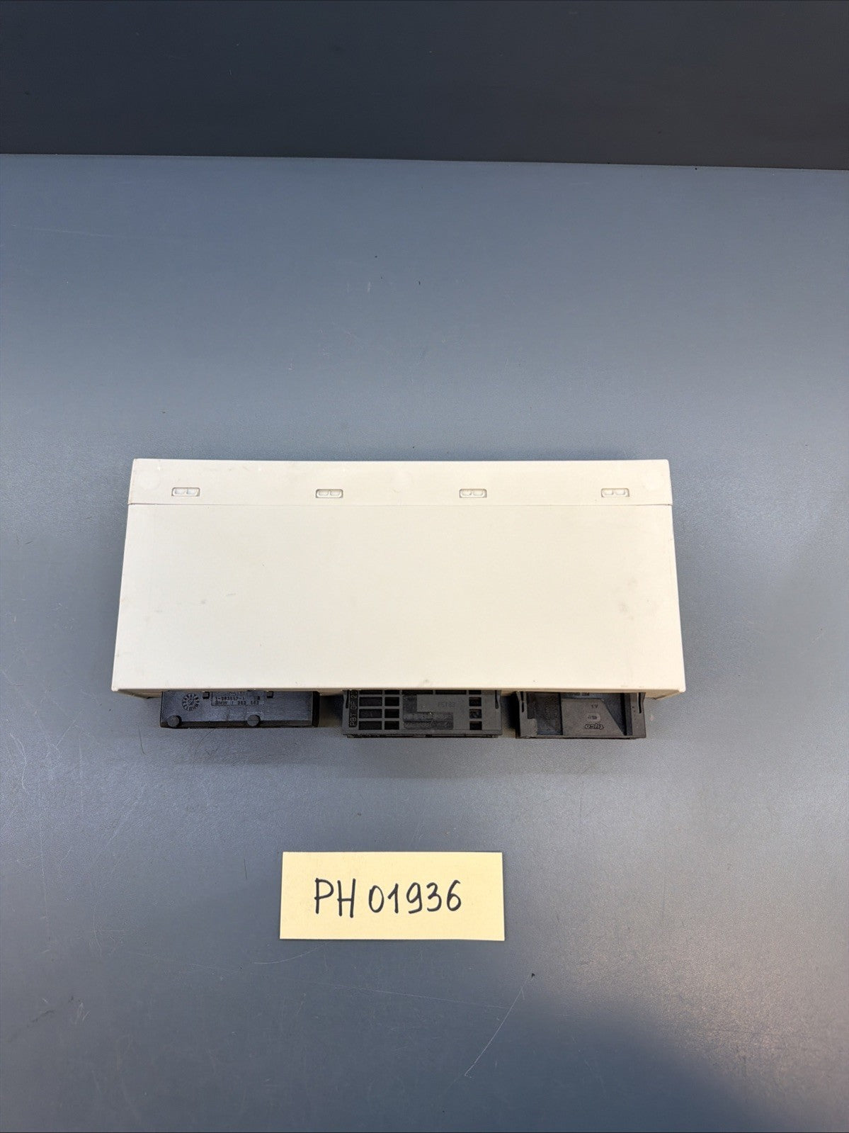 BMW E46 E83 E52 3 X3 Z8 series BASIC BODY CONTROL MODULE GM HIGH US BCM 6914368