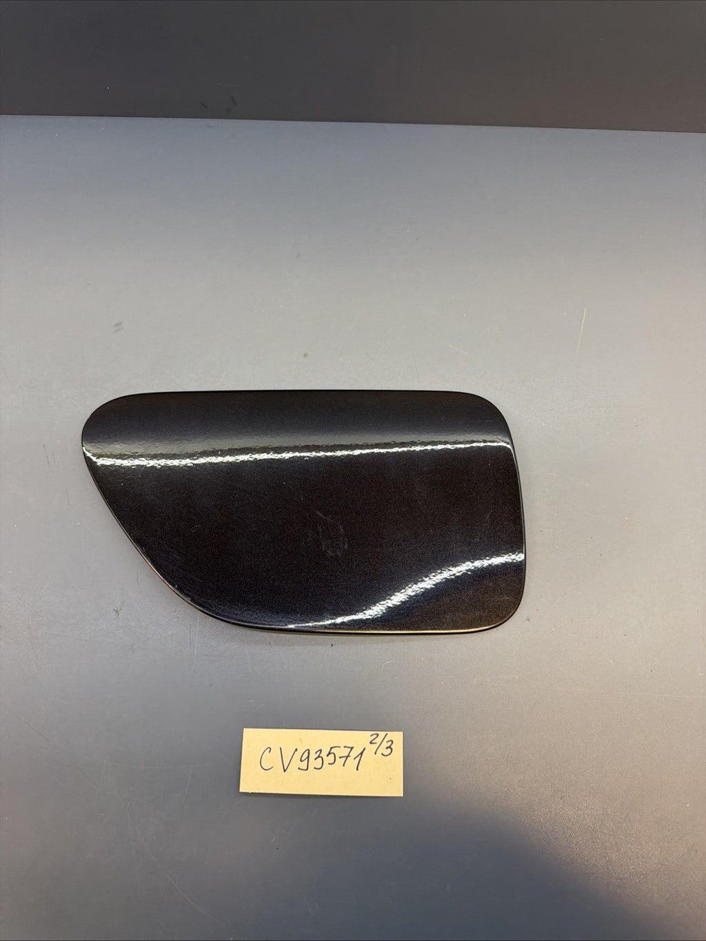 2004-2010 BMW E63 E64 640 650 M6 Gas Fuel Tank Door Lid Flap Cover Black 7009382