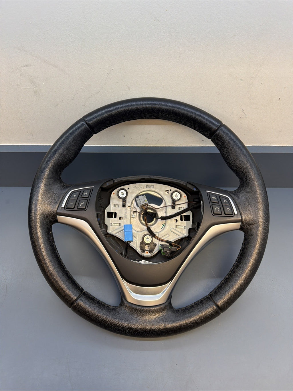 07-13 BMW X1 E84 Sport Steering Wheel Heated Leather W/O Paddles LCI OEM 6853133