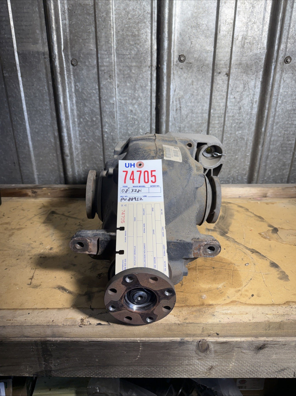 BMW REAR DIFFERENTIAL E90 3 SERIES  FINAL DRIVE 3.23 7566183