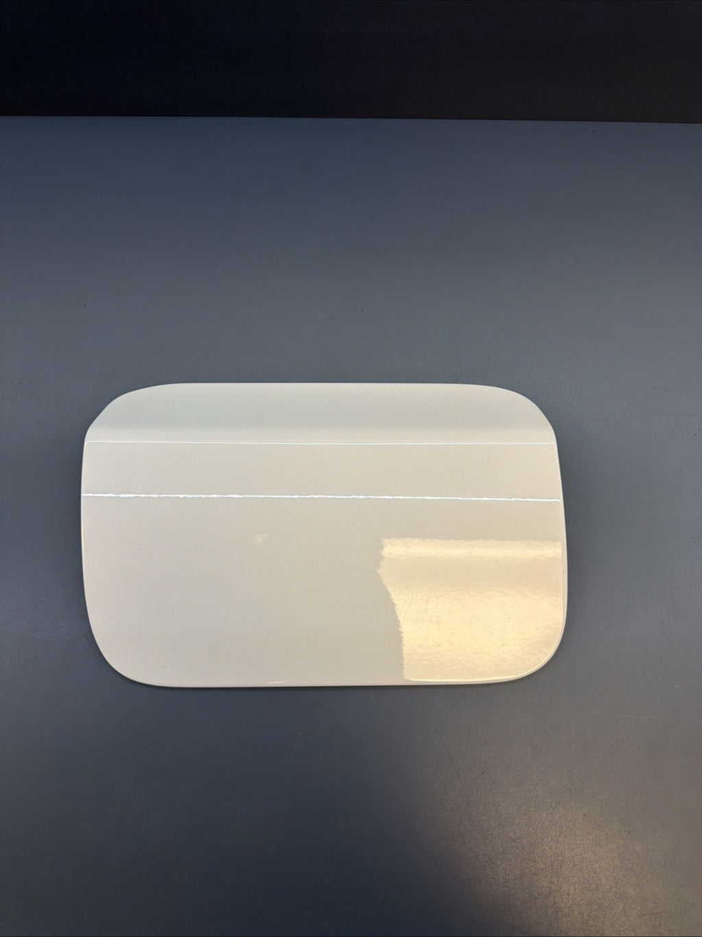 2011-15 535I 550I 528I F10 BMW Fuel Gas Door Lid Cover White OEM Genuine  720434
