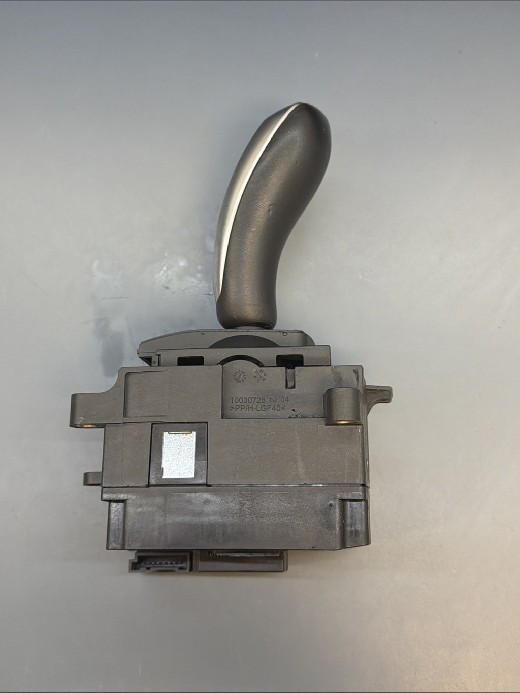 11-16 BMW 5 7 SERIES AUTOMATIC GEAR SHIFTER SELECTOR SHIFT KNOB OEM 9239504