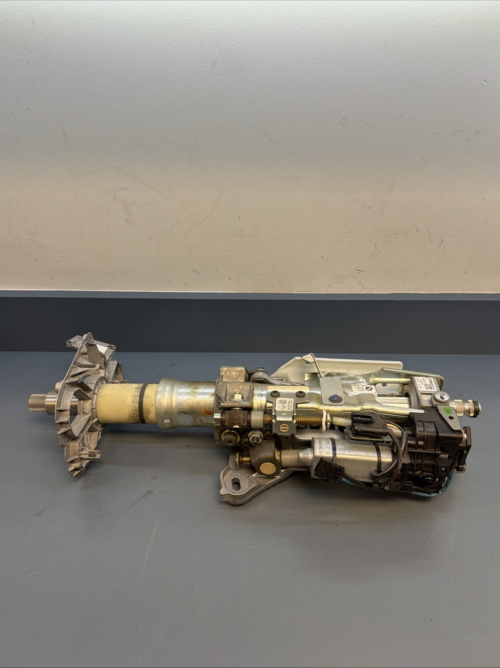 2004-2010 BMW 535xi 535i 550i Steering Column Assembly 6786702 OEM