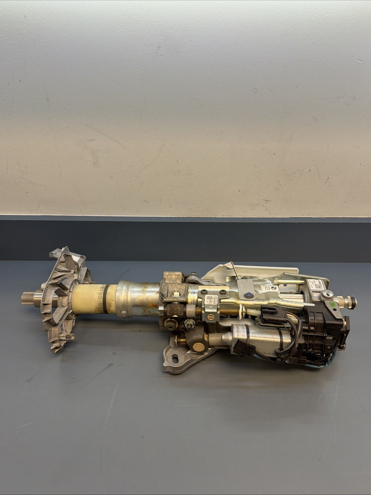 2004-2010 BMW 535xi 535i 550i Steering Column Assembly 6786702 OEM