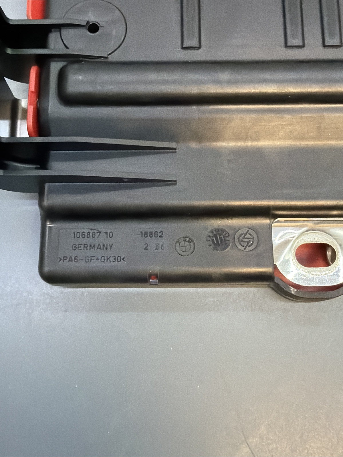 07-13 BMW E70 E71 X5 X6 Battery Power Distribution Fuse Box Unit 9222210 OEM