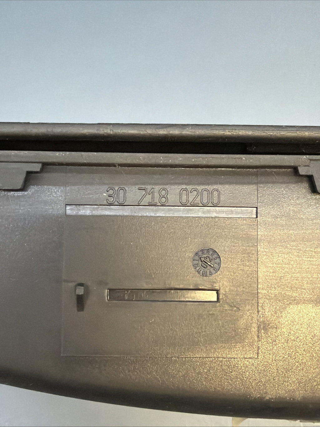 2000-2006 BMW E46 3 Series Dash Center Compartment Storage Box OEM 307180200