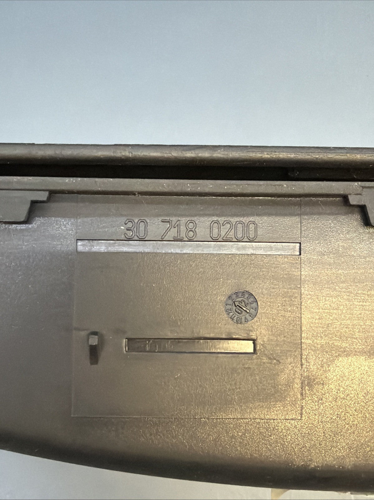 2000-2006 BMW E46 3 Series Dash Center Compartment Storage Box OEM 307180200