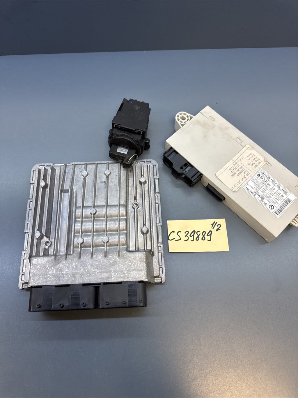 CAS KEY DME set for BMW E90 E91 E60 E61 3 5 series N52 ENGINE CAS2 MSV70 7561684