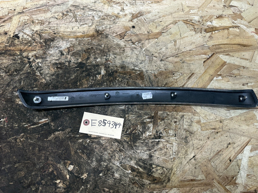 BMW 2006-2013 E90 RIGHT REAR/PASSANGER SIDE DOOR TRIM BAMBUS WOOD OEM 7251002
