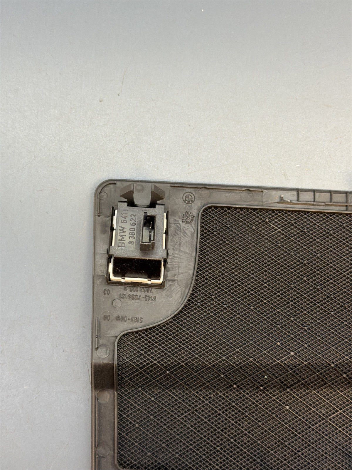 04 05 06 07 BMW E60 530i Speaker Cover Grille Dash Center Black 7034131
