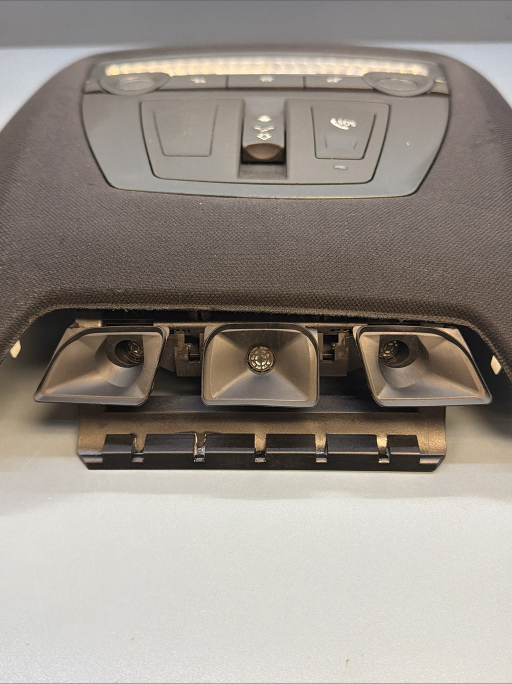 2009-2015 BMW 750i OVERHEAD ROOF DOME LIGHT BEZEL SUNROOF SOS SWITCH TRIM 533939