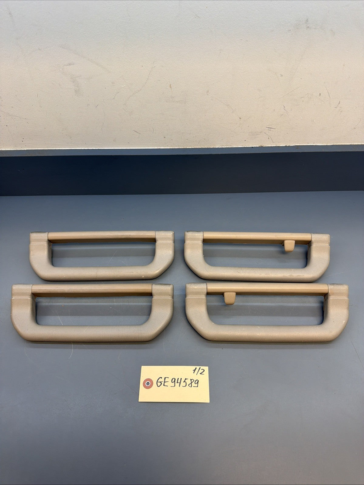 89-95 Bmw E34 5 Series Front & Rear Upper Roof Grab Handle Gray Unit Set  817764