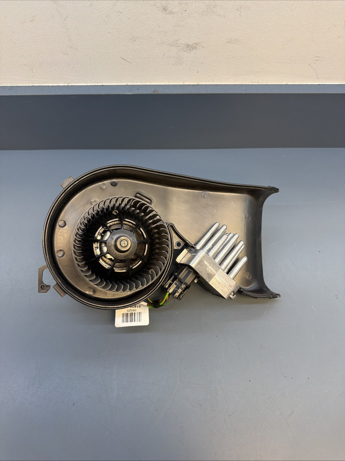00-06 BMW E53 X5 REAR HVAC A/C HEATER BLOWER FAN MOTOR 8385546 OEM