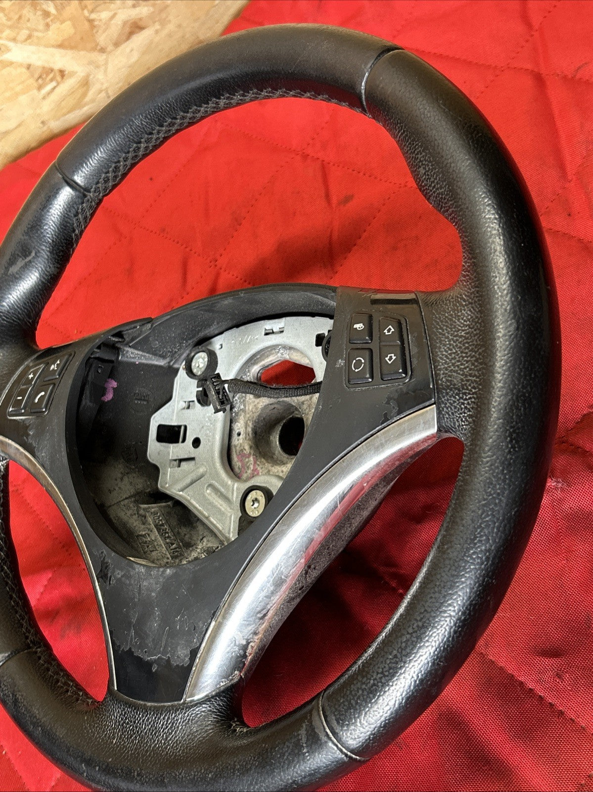 07-11 OEM BMW E82 E90 E92 E93 X1 328 335 Sport Leather Steering Wheel 6772147