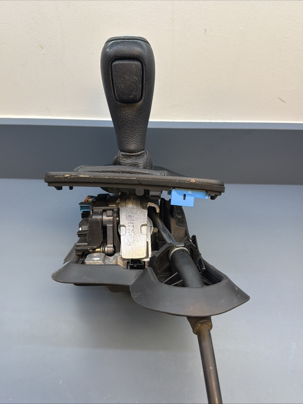 07-13 BMW 328i 328XI E90 E92 AUTOMATIC TRANSMISSION GEAR SHIFTER BOX OEM 7563656