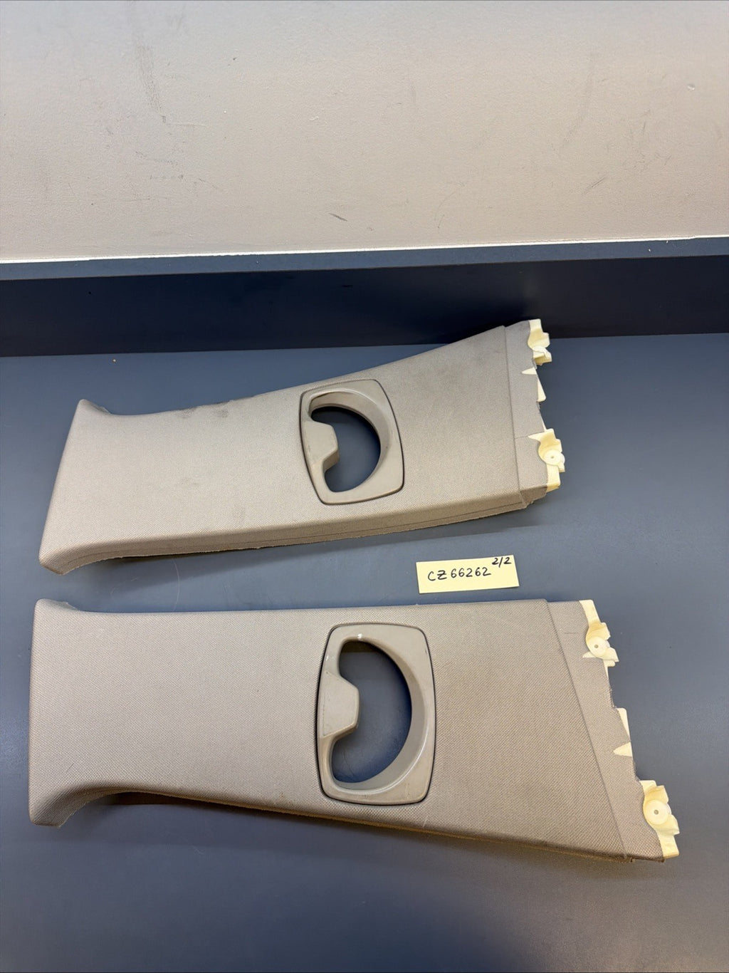 BMW 03-10 E60 5 SERIES LIGHT GRAY B PILLAR TRIM PIECES 2PC OEM 7027088+7027087