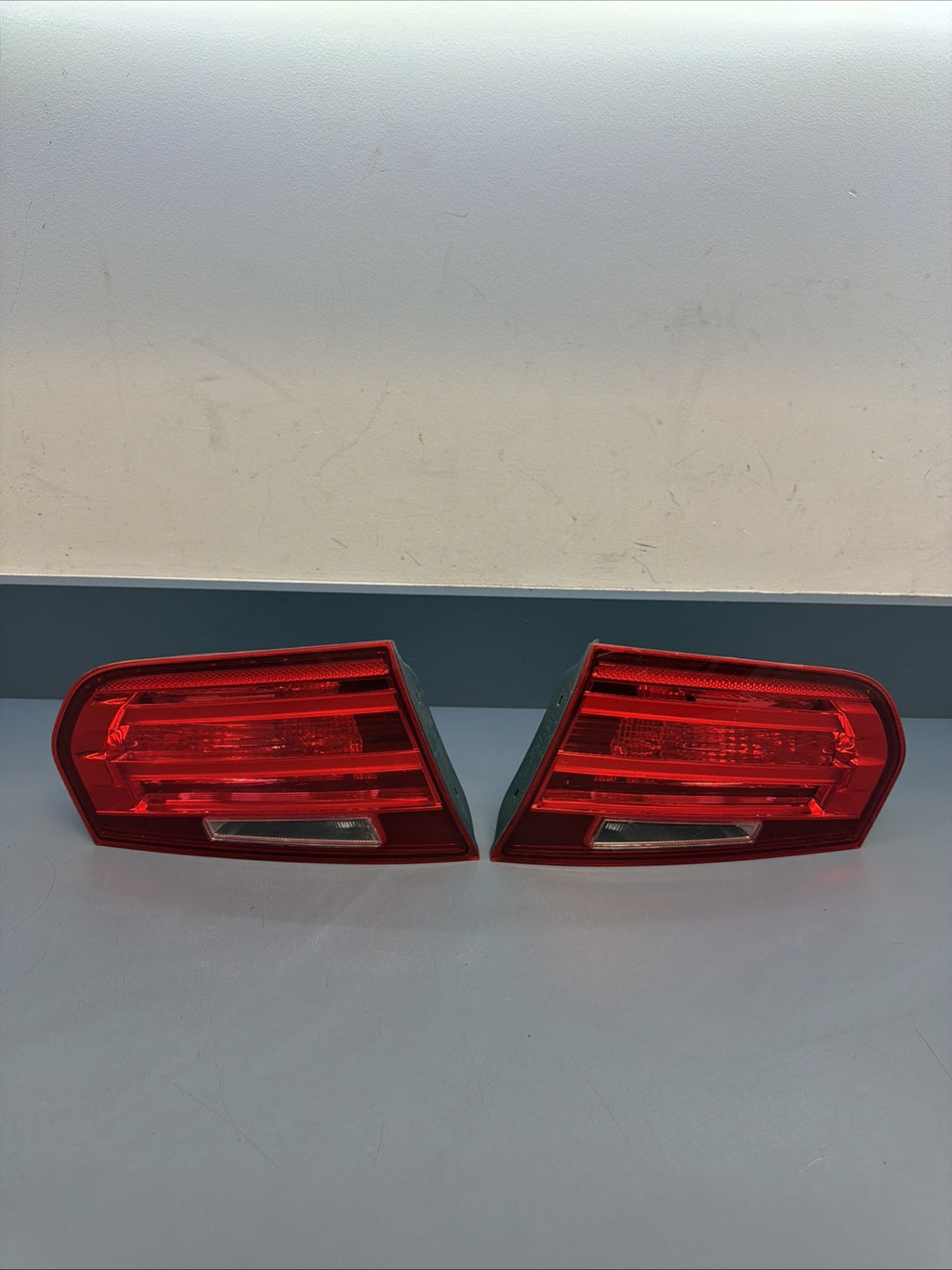 12-15 BMW 3 SERIES F30 F31 REAR Left And Right TRUNK TAIL LIGHT 7371111 7371112