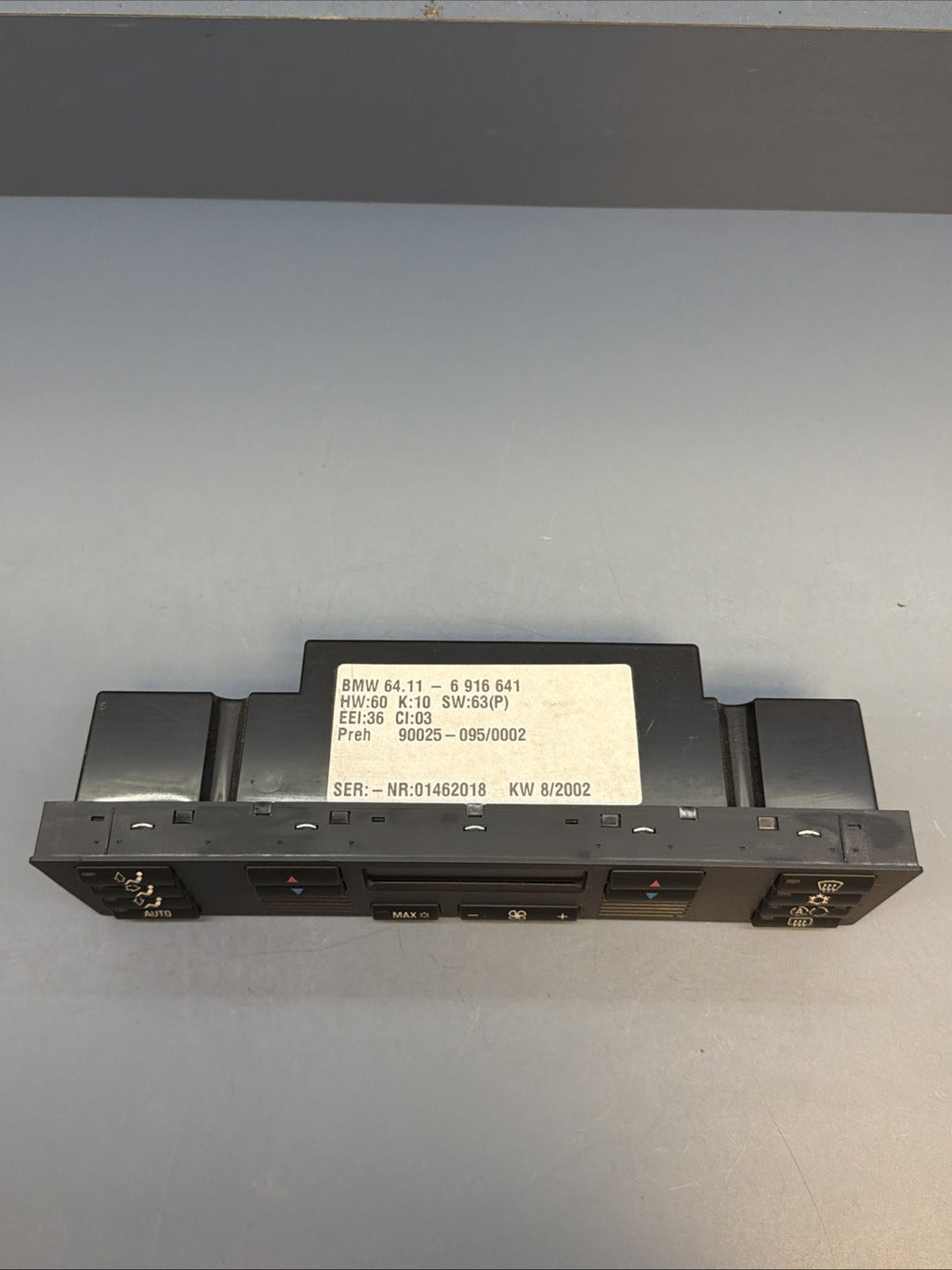 96–03 BMW E39 525i 530i 540i M5 Climate Control Unit Digital AC Heater 6916641