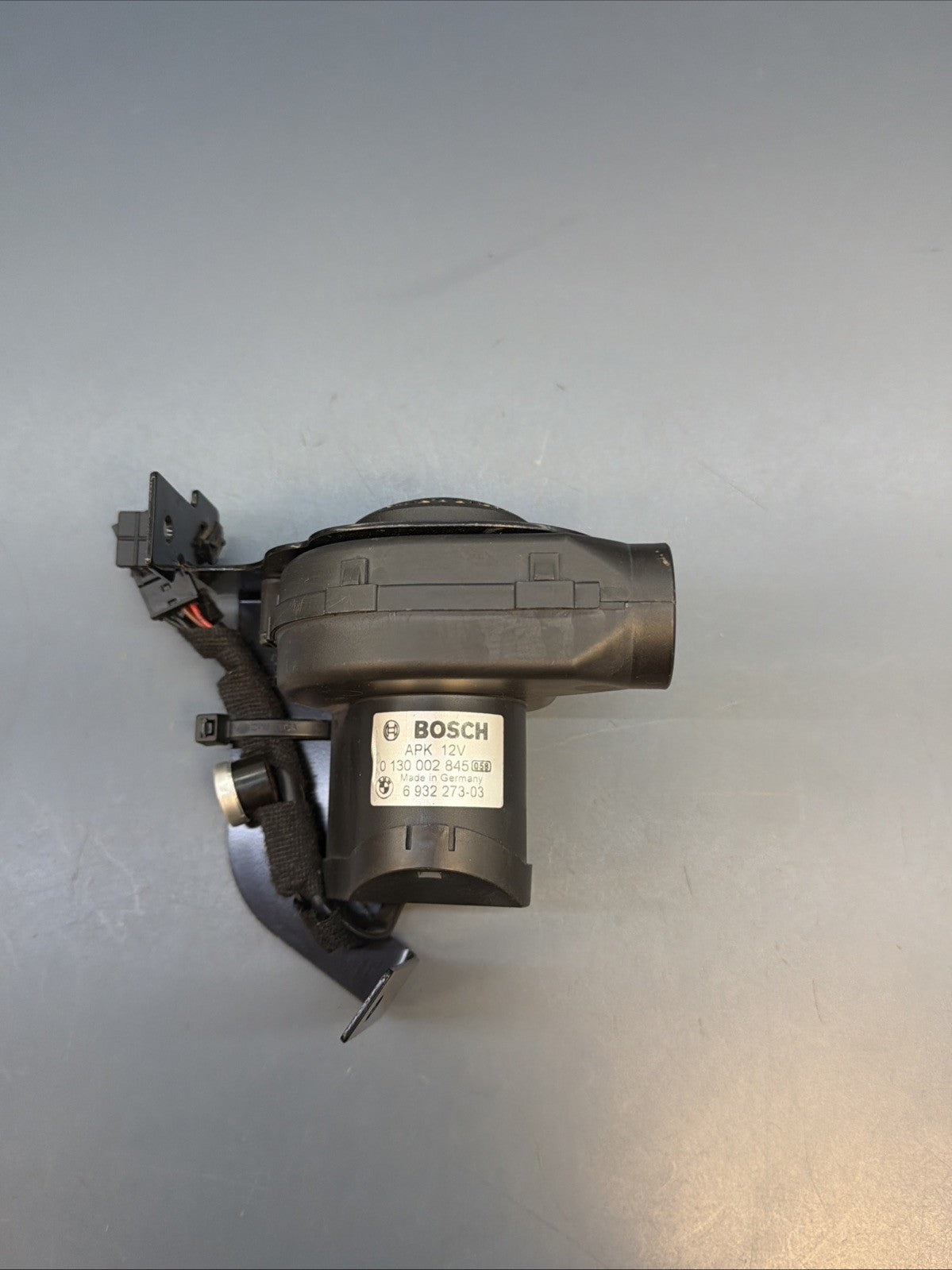 2006-2008 BMW 750 Li Cooling Fan Module OEM 6932273-03