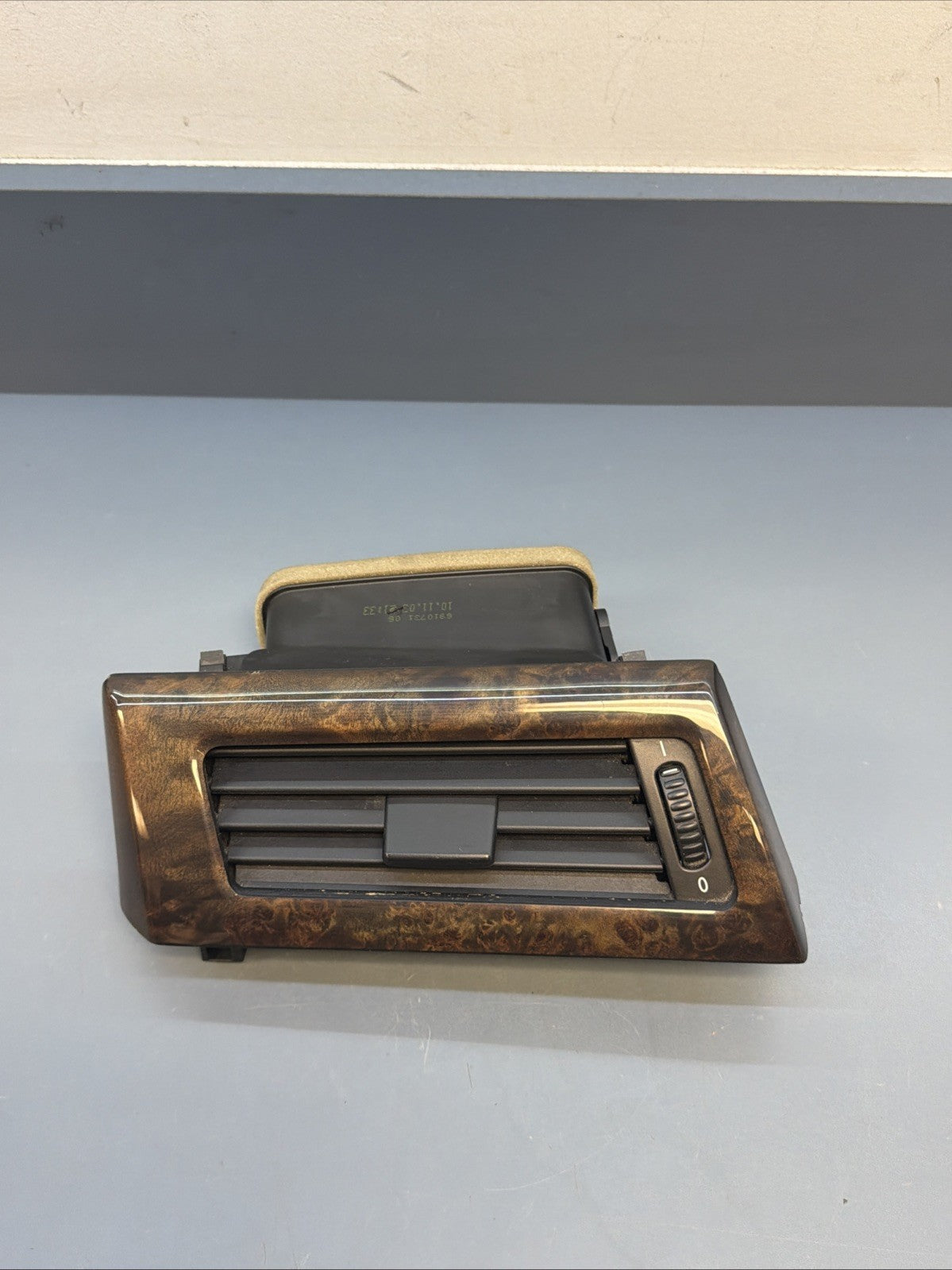 04-10 BMW E60 5 SERIES FRONT LEFT DRIVER SIDE DASH AC HEATER AIR VENT 6910731