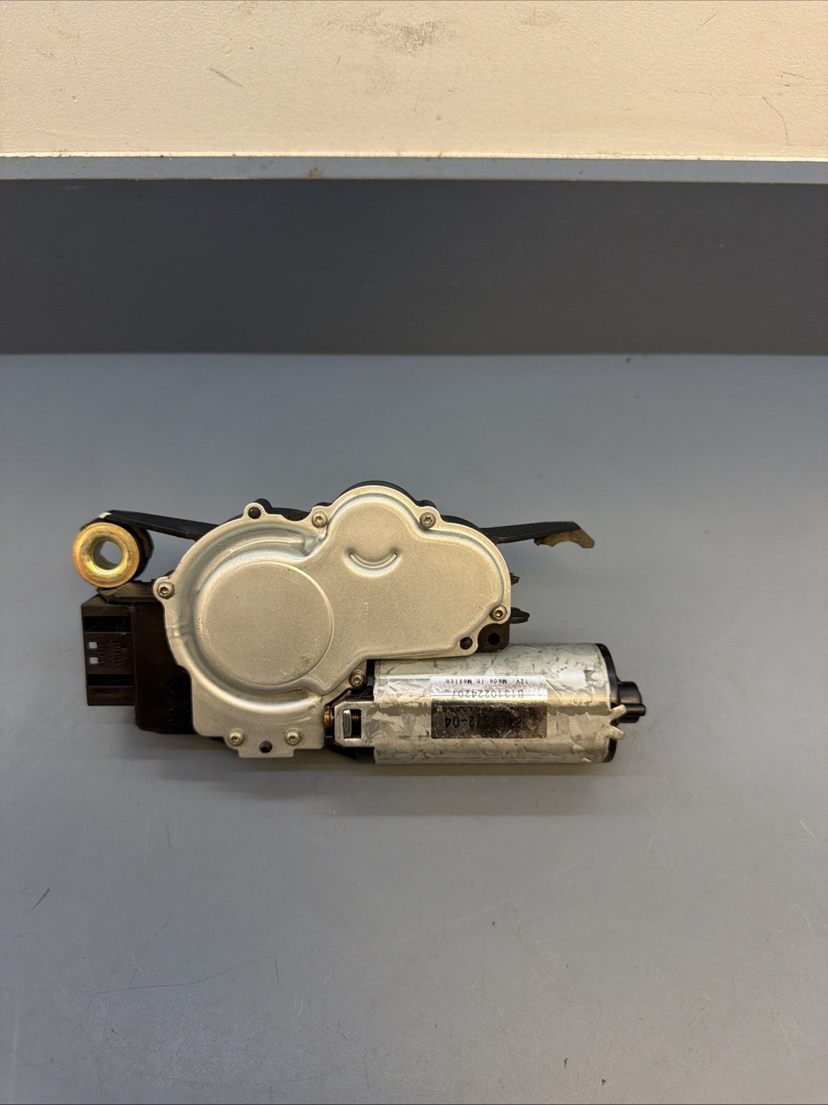 BMW E53 X5 REAR WINDOW WIPER BLADE MOTOR OEM 3.0 4.4 8402372
