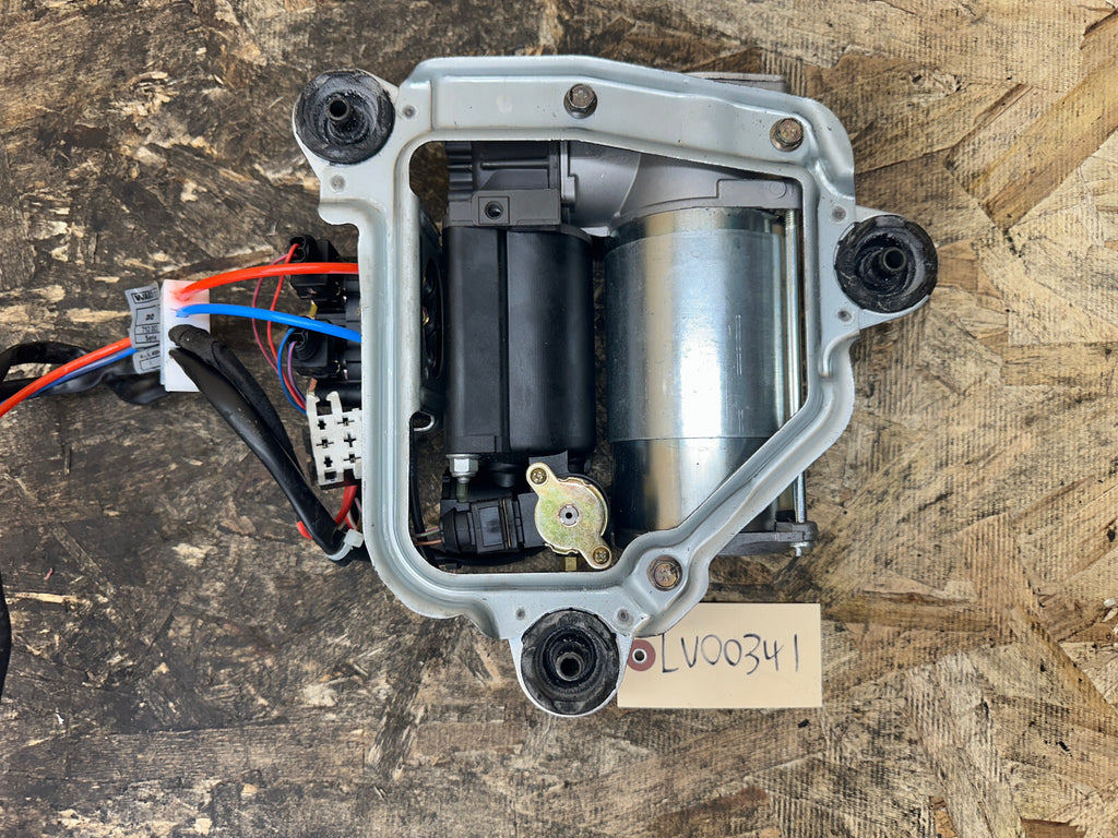 BMW 99-06 E53 X5 AIR SUSPENSION PUMP COMPRESSOR + CONTROL UNIT OEM 1082099