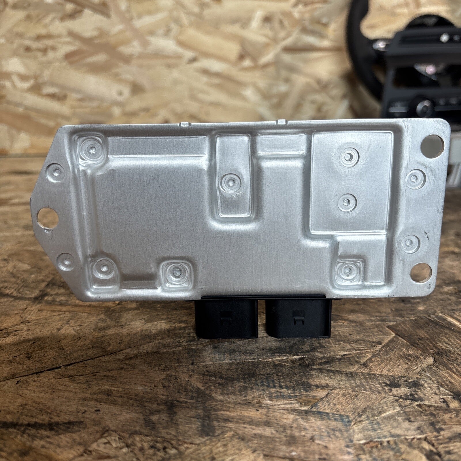08-14 BMW E70 X5  Transfer Case Control Module Computer Unit ATC700 OEM 7606629