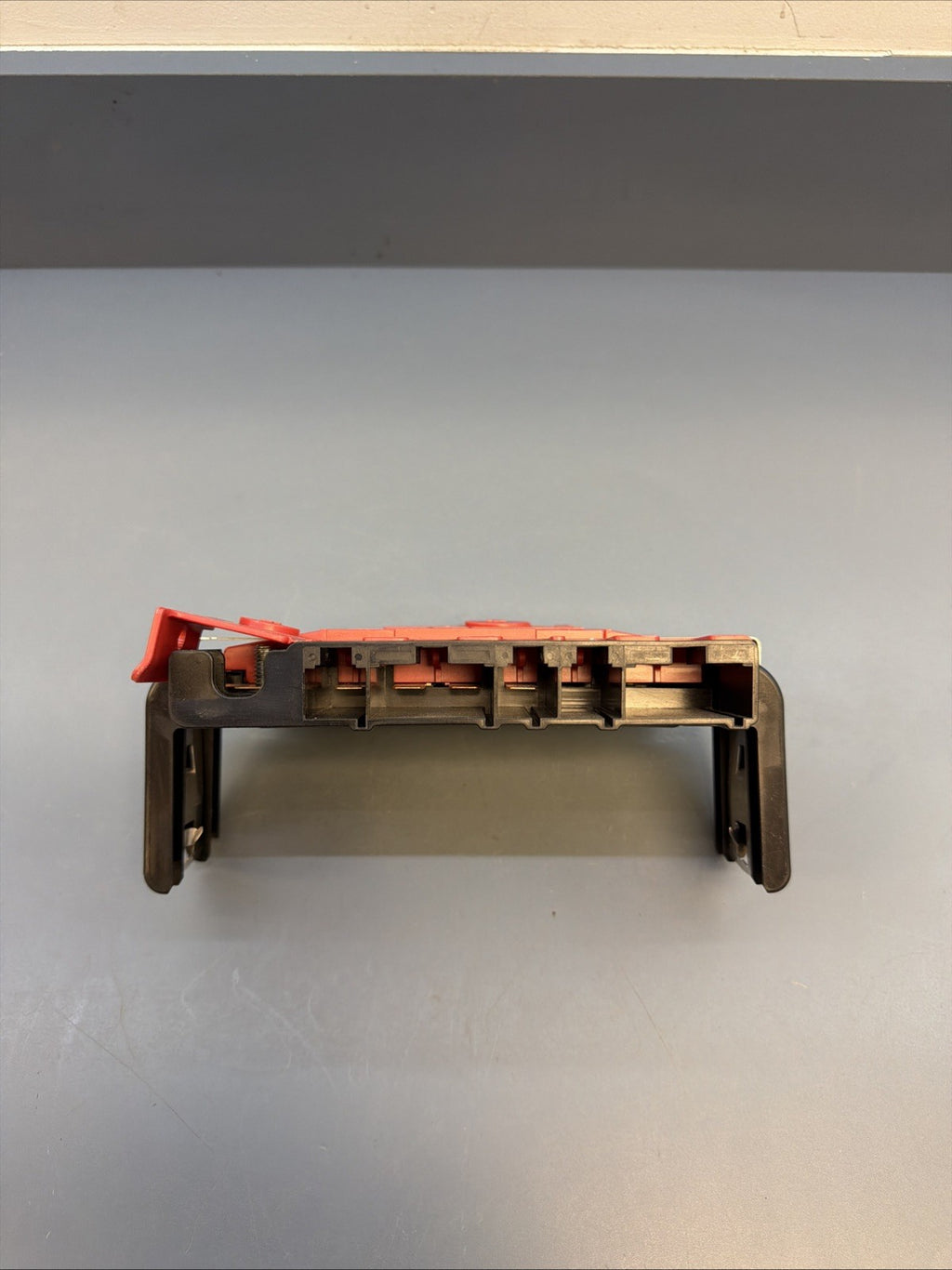 BMW X1 E81 E82 E84 E87 E88 E90 E91 E92 Power Distribution Box Fuse Unit 6942912