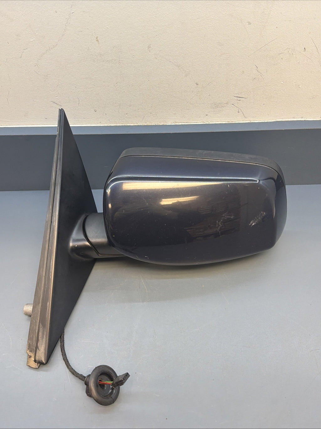 BMW 2008-2010 E60/E61 LCI LEFT DRIVER SIDE MIRROR BLue 7043437/7038344