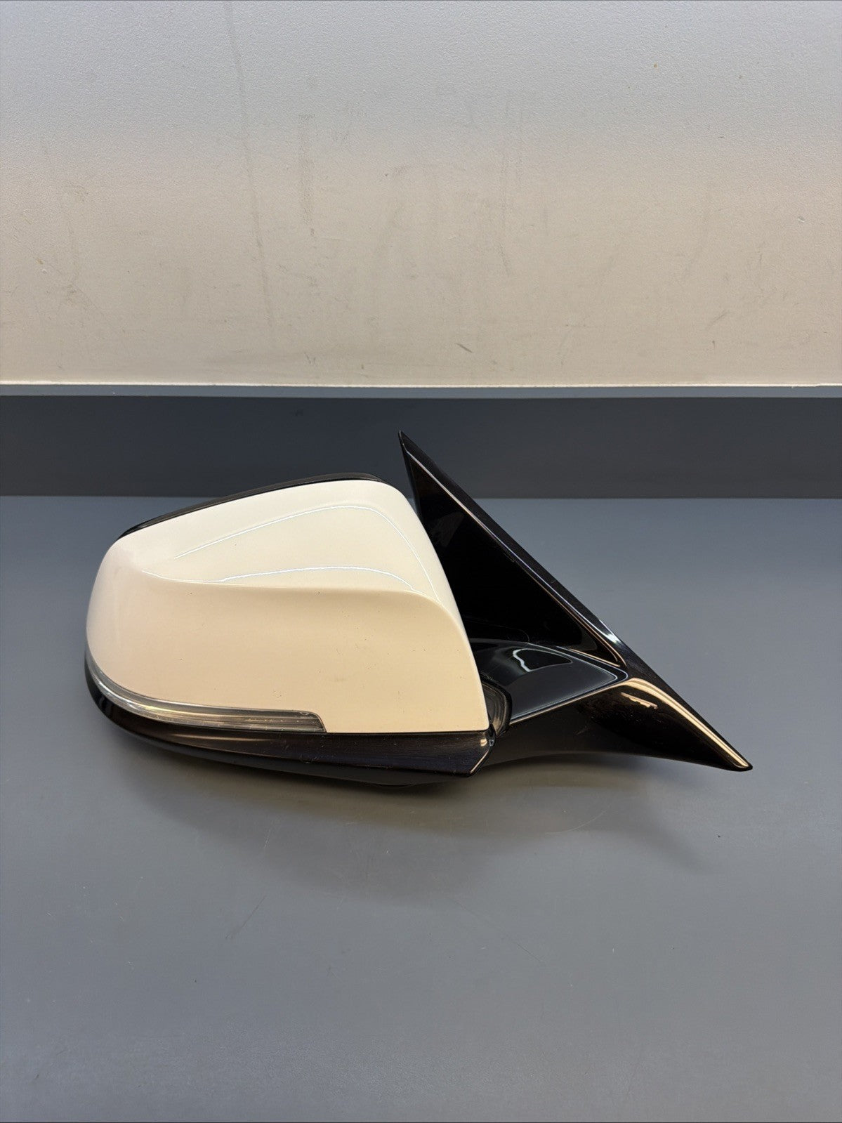 2012-2016 Bmw 328i 320i Right Passenger Side View Power Mirror E021185