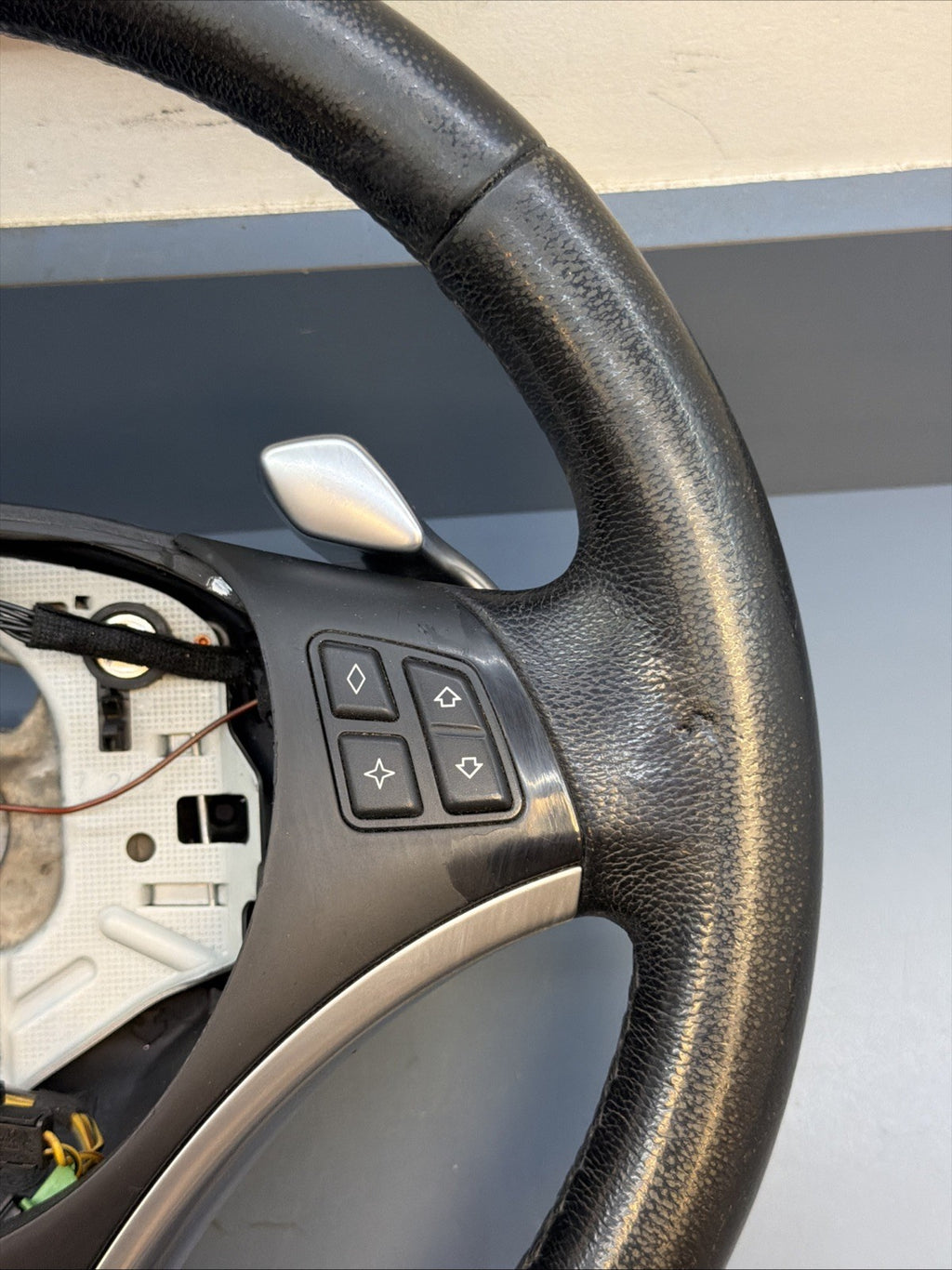 BMW E88 E90 E92 E93 M3 SPORTS STEERING WHEEL WITH PADDLE SHIFTER LEATHER 6774968