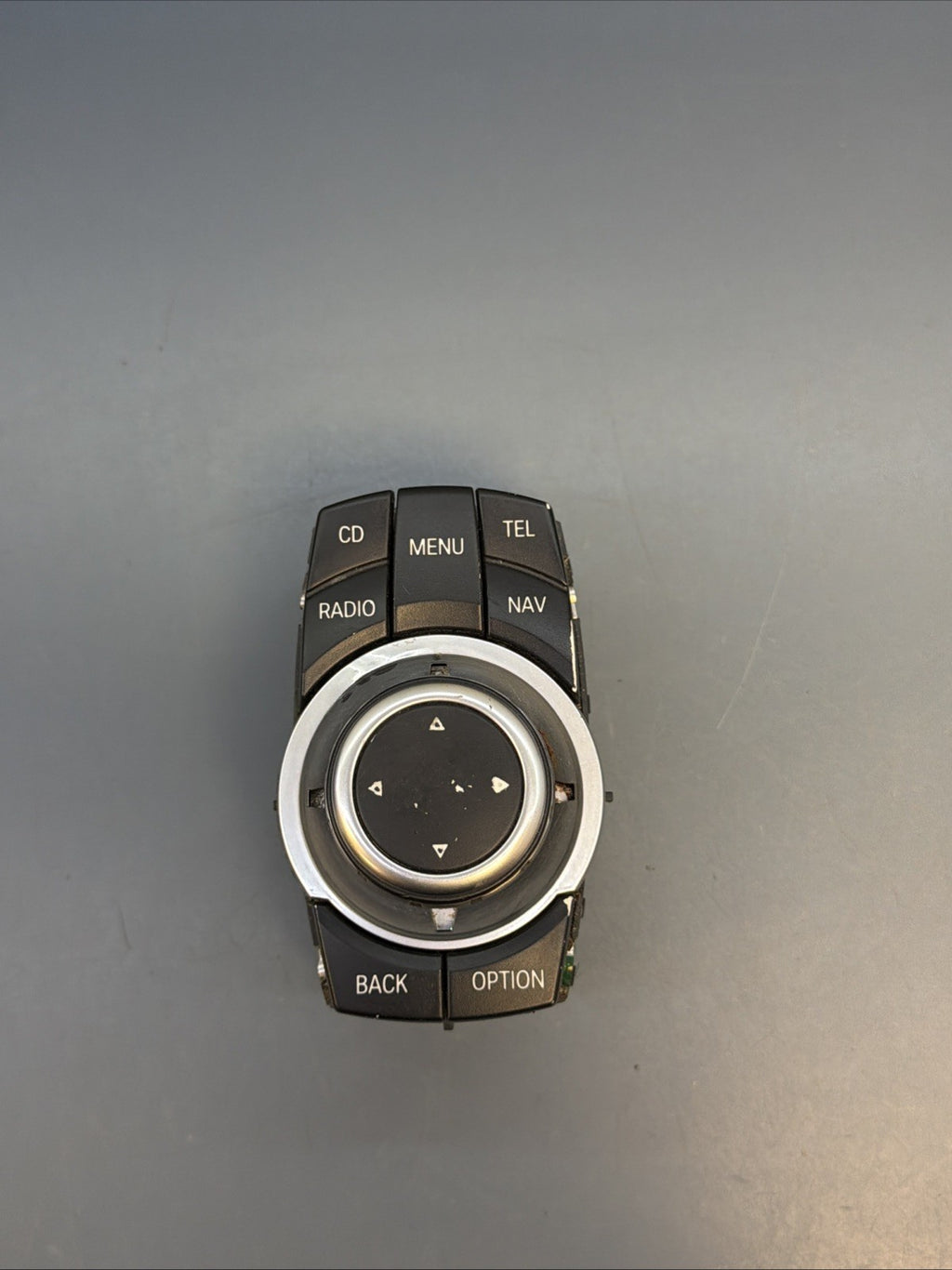 07-14 BMW E70 E71 E72 E60 E63 E81 E88 E90 E92 E84 X5 Media CONTROL 9205177