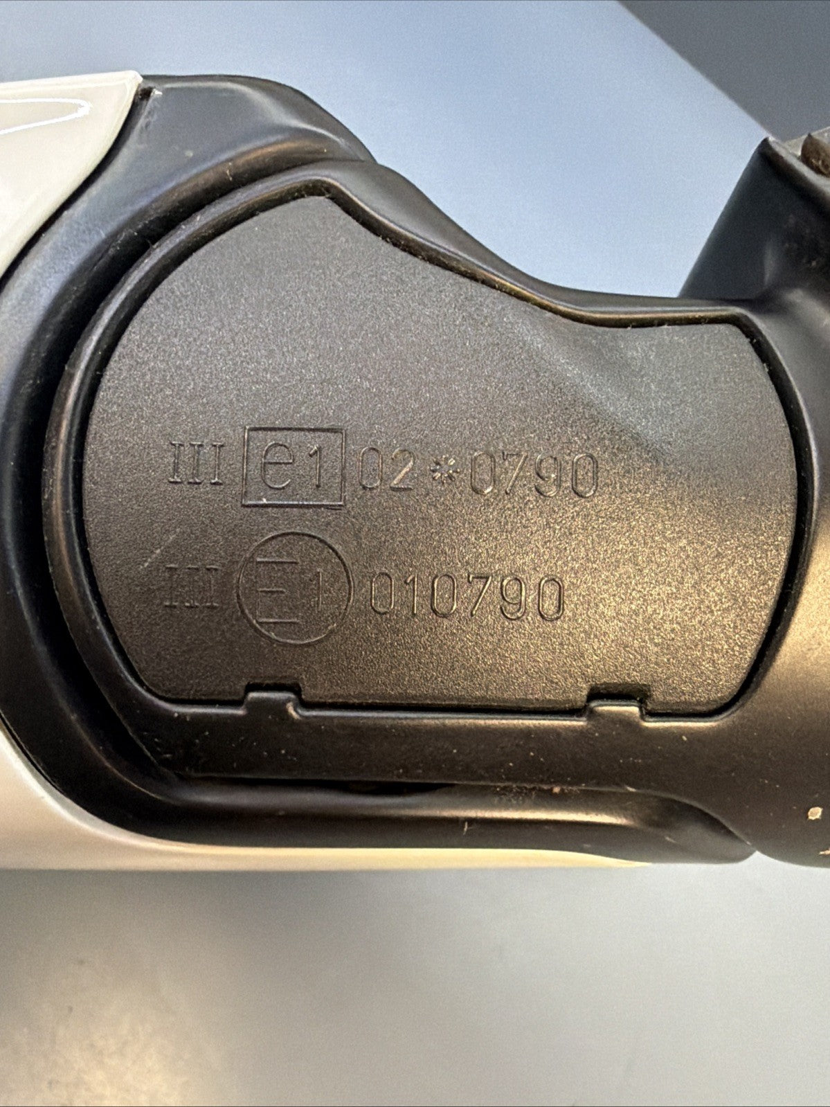 2008 BMW X3 E83 LEFT DRIVER SIDE VIEW POWER DOOR MIRROR E11 010790 OEM