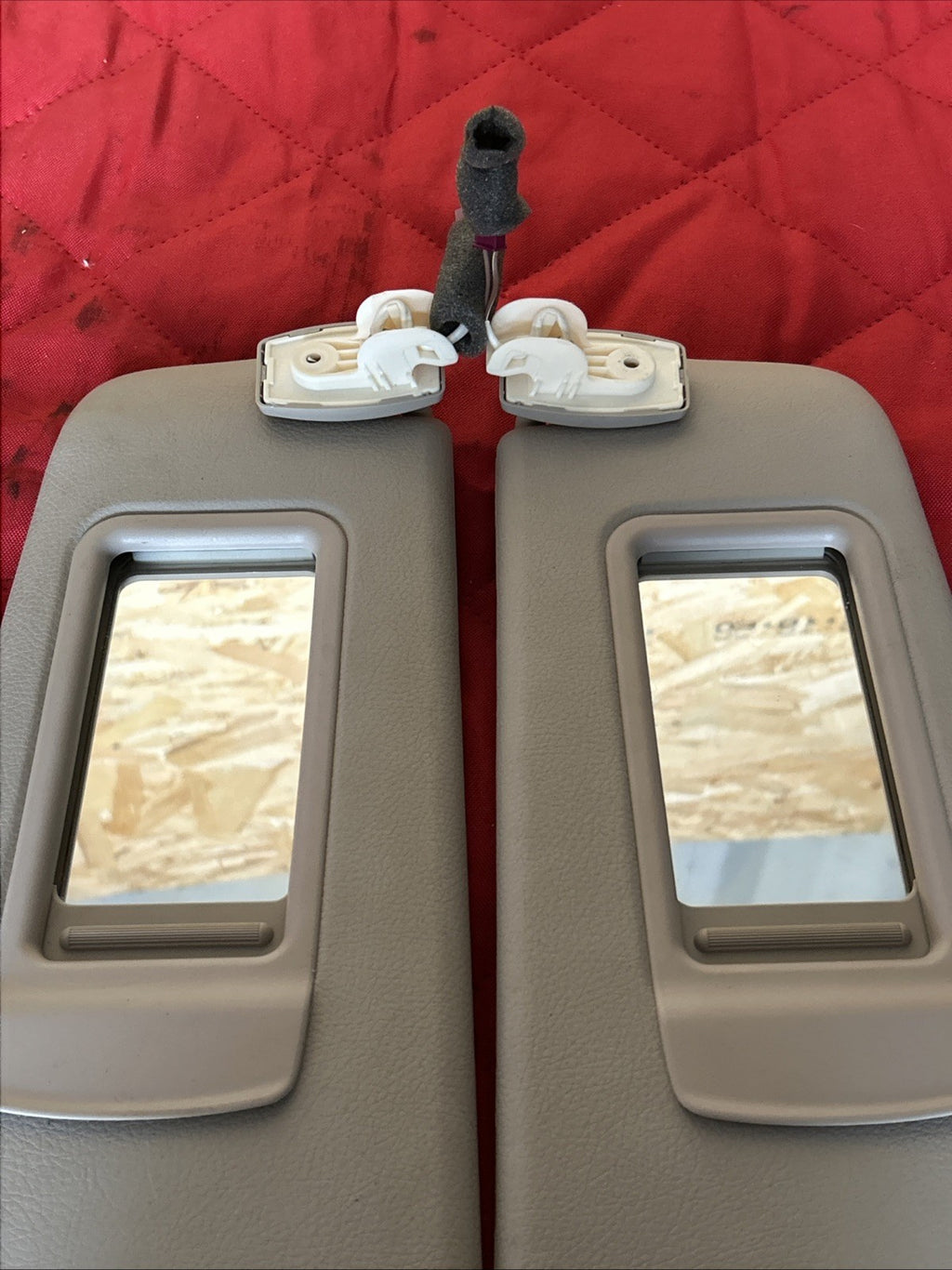 BMW E90 E91 E92 E93 Sun Visor Set OEM – Driver & Passenger Gray 6957369 6957370