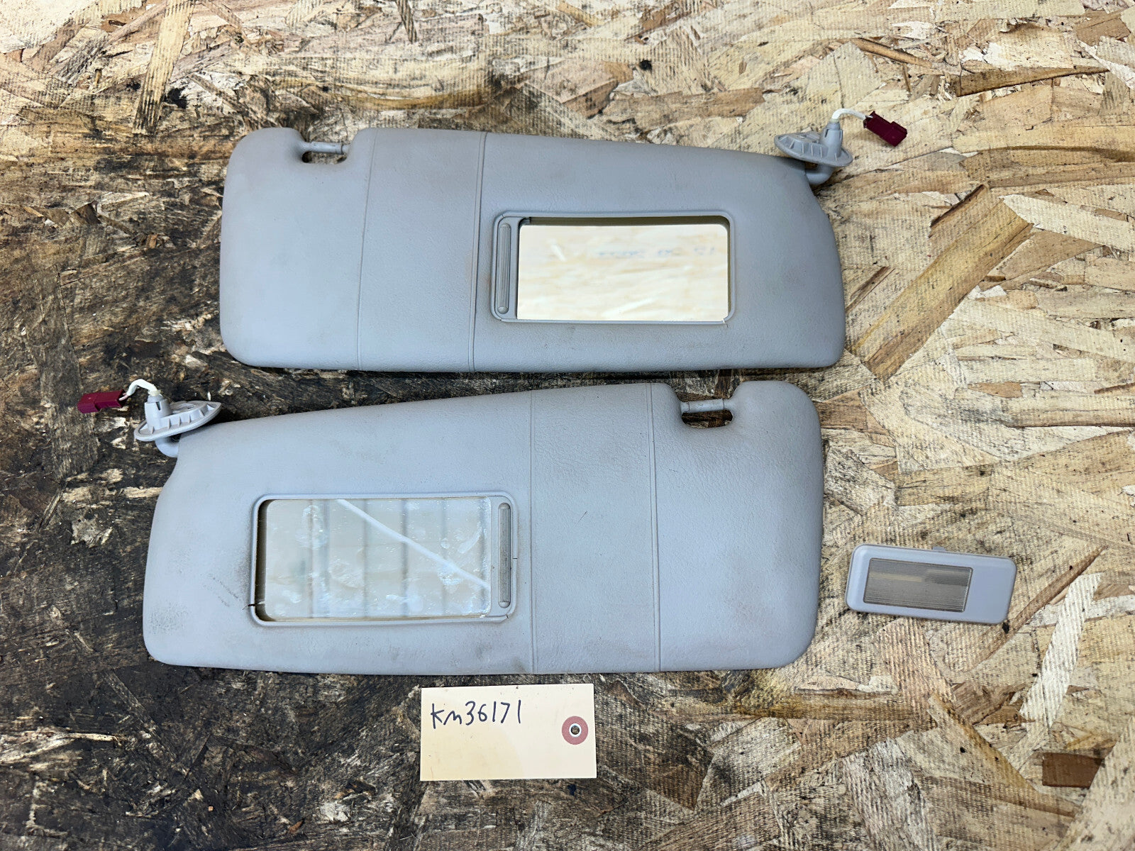 BMW 97-06 E46 3 SERIES GRAY SUNVISOR 2PC+INTERIOR OVERHEAD MAP LIGHT 140930