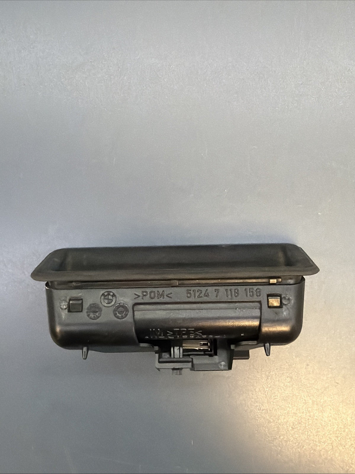 For BMW E60 E90 E91 E92 Trunk Handle Lid Lock Release Switch 51247118158 7118158