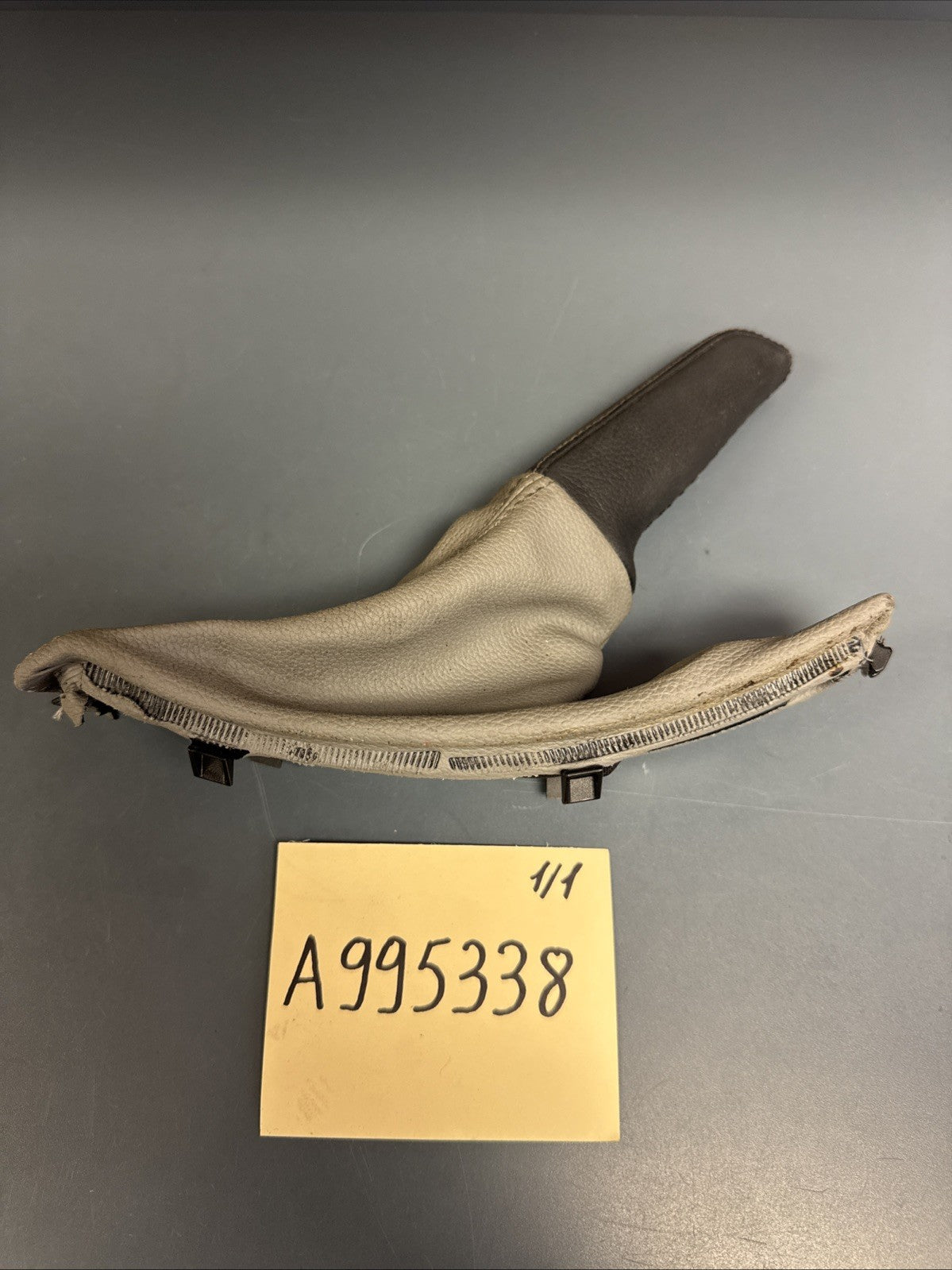 BMW E90 E91 E92 E93 3 Series Handbrake Leather Cover Edge LHD 7137536
