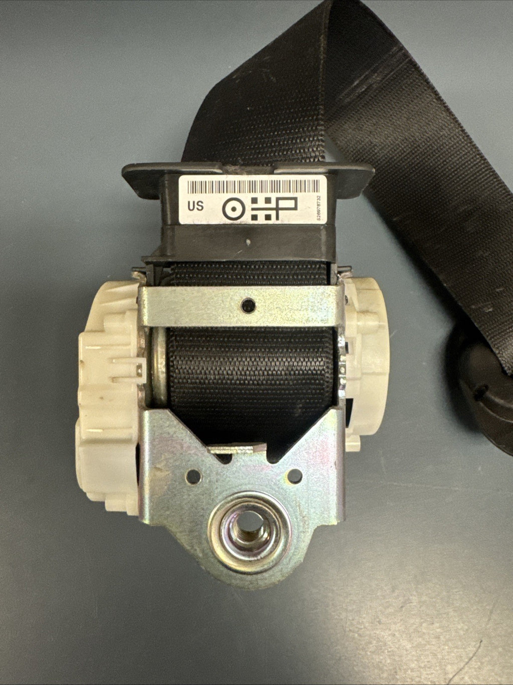 2006 - 2011 BMW 328I LEFT DRIVER SIDE SEATBELT RETRACTOR