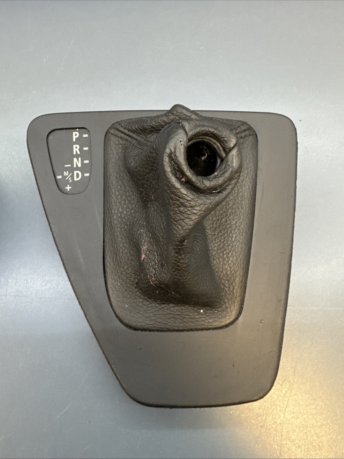 2007-2013 BMW E90 328i Gear Shifter Cover W Trim Indicator 7155643