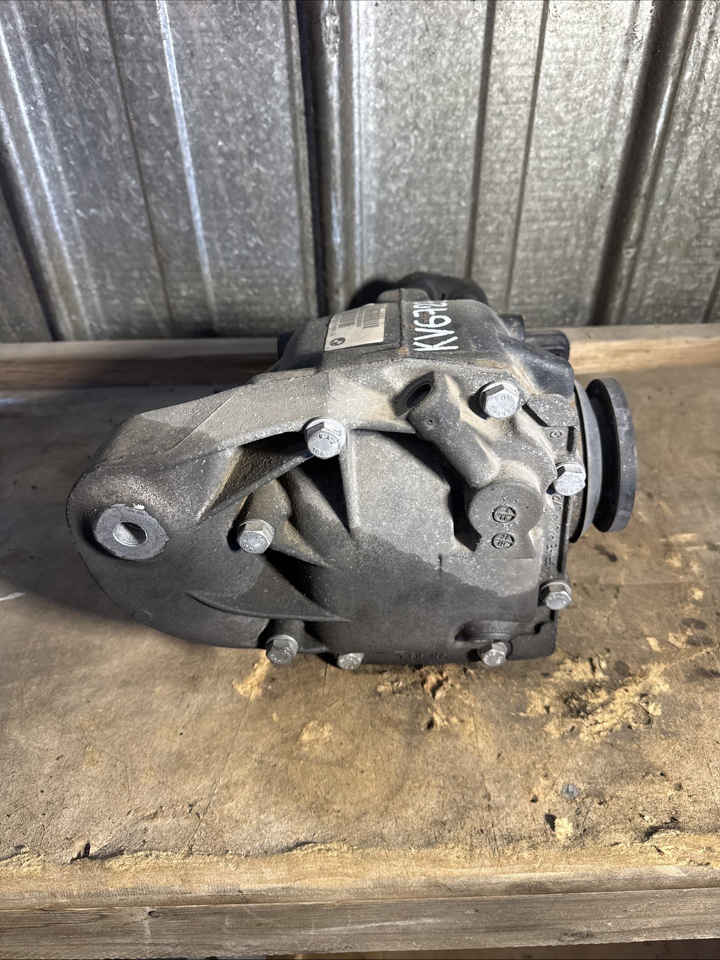 BMW REAR DIFFERENTIAL E90 SERIES 330Xi AUTOMATIC FINAL DRIVE 3.64 7519943