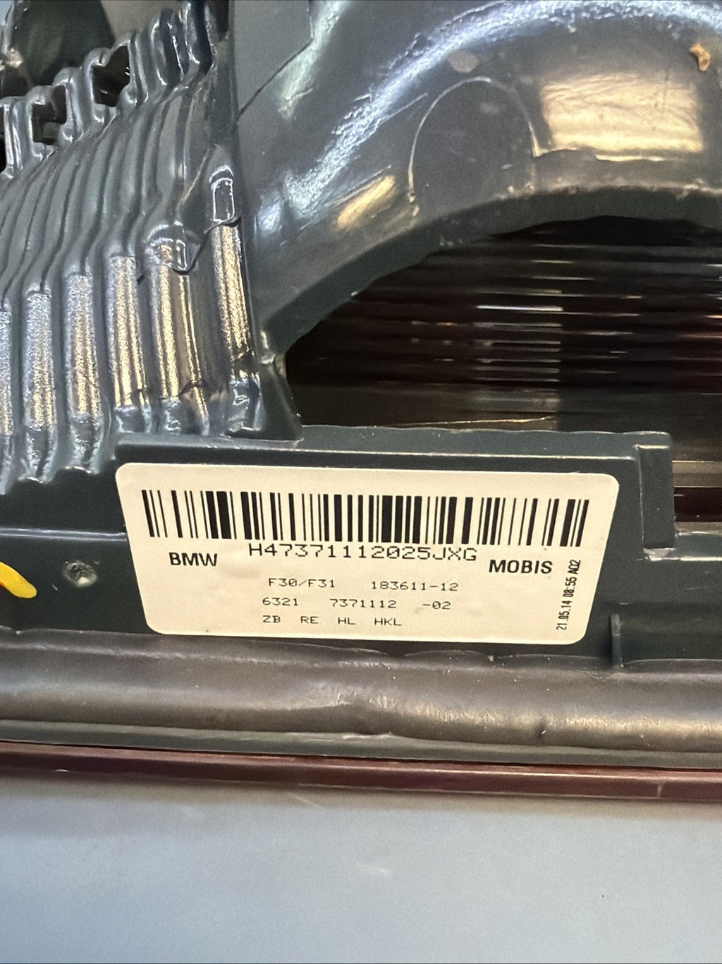 12-15 BMW 3 SERIES F30 F31 REAR Left & Right INNER TRUNK LIGHT 7371112 7371111
